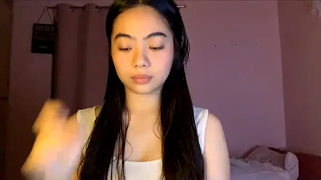 EnchantingEscalade online show from June 1, 2:30 pm