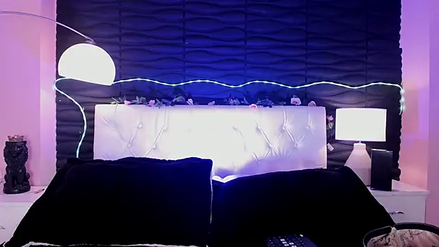 Snapshot of Natasha_Nassty chatting on June 25, 8:46 pm Natasha Nassty online show from June 25, 8:46 pm