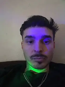 GUSTAVOH23cm online show from June 22, 4:31 am