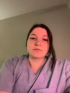 misssmondayy online show from June 25, 2:11 am
