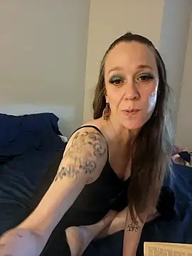 PookieJones online show from May 27, 11:40 am