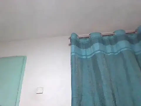 Snapshot of peacechloe chatting on June 13, 2:15 pm peacechloe online show from June 13, 2:15 pm