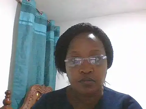 Snapshot of peacechloe chatting on July 8, 5:17 pm peacechloe online show from July 8, 5:17 pm