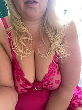 Snapshot of SoftThickAngel chatting on June 15, 2:30 pm SoftThickAngel online show from June 15, 2:30 pm