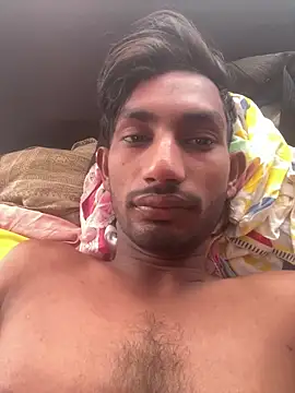 Snapshot of Roshan_78_R chatting on May 26, 2:07 am Roshan 78 R online show from May 26, 2:07 am