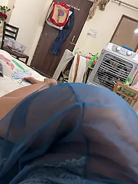 cute girl 99 online show from June 18, 10:25 pm