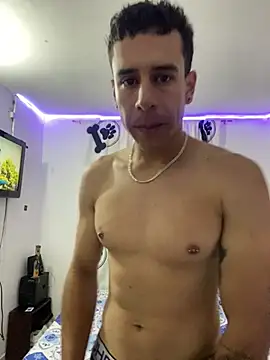 Snapshot of jhuan99 chatting on June 11, 7:45 pm jhuan99 online show from June 11, 7:45 pm