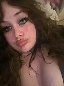 6foot3Woman online show from July 2, 3:23 am