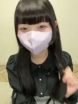 Snapshot of Reina_0129 chatting on July 3, 10:43 am Reina 0129 online show from July 3, 10:43 am