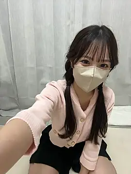 Snapshot of oto_o0 chatting on June 5, 9:37 am oto o0 online show from June 5, 9:37 am