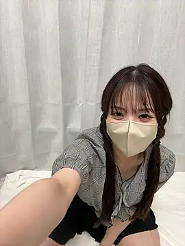 Snapshot of oto_o0 chatting on June 15, 9:33 am oto o0 online show from June 15, 9:33 am
