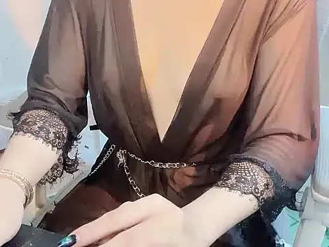 Snapshot of -Naomii_ chatting on July 3, 12:39 am -Naomii online show from July 3, 12:39 am