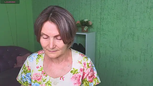 Snapshot of Mabel_Magic chatting on June 16, 12:08 pm Mabel Magic online show from June 16, 12:08 pm