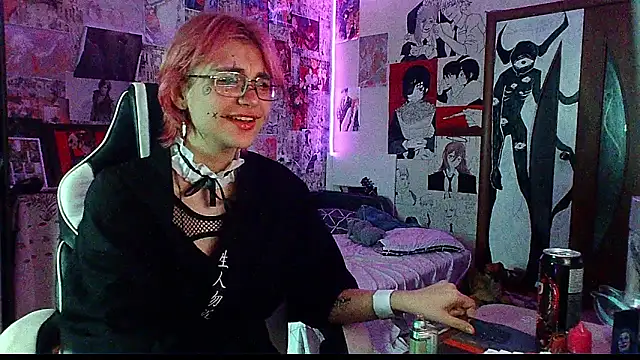Snapshot of Michiyo_Gotou chatting on June 13, 12:36 pm Michiyo Gotou online show from June 13, 12:36 pm