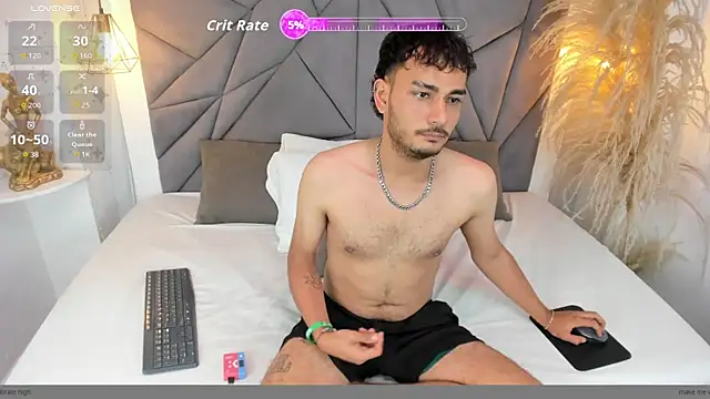 Snapshot of LiamBlake_ chatting on July 9, 5:22 am LiamBlake online show from July 9, 5:22 am