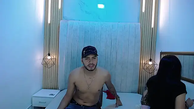 Snapshot of CarolinaySebas chatting on July 3, 4:02 pm CarolinaySebas online show from July 3, 4:02 pm