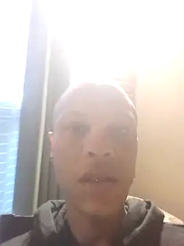 Snapshot of CloeGordonCartel chatting on June 20, 5:43 am CloeGordonCartel online show from June 20, 5:43 am