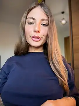 Snapshot of vanessabaddie chatting on June 1, 4:58 am vanessabaddie online show from June 1, 4:58 am