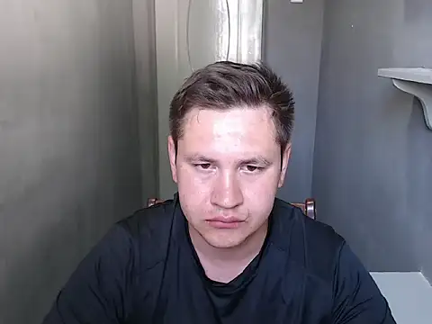 Snapshot of Max_Marlyn chatting on July 15, 10:09 am Max Marlyn online show from July 15, 10:09 am