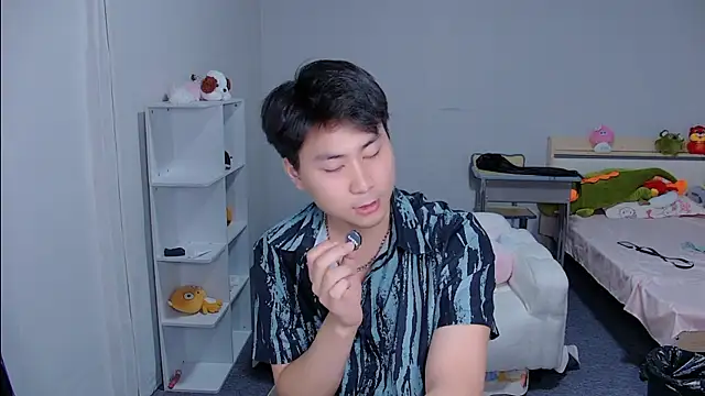 Snapshot of Gay-Sexshowboy69 chatting on July 10, 5:45 am Gay-Sexshowboy69 online show from July 10, 5:45 am