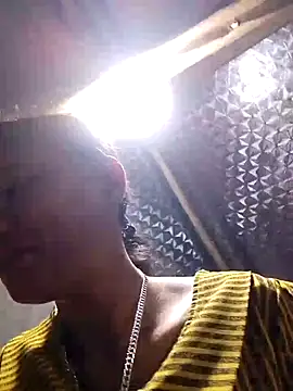 Snapshot of AraNice chatting on May 26, 10:28 pm AraNice online show from May 26, 10:28 pm