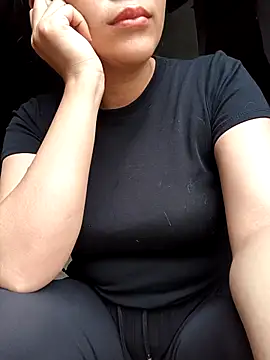 Snapshot of AraNice chatting on June 30, 10:16 am AraNice online show from June 30, 10:16 am