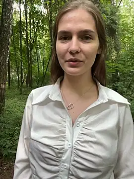 Bamby bump online show from July 9, 2:21 pm