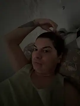 evaxxxcurvyxxx online show from June 9, 1:01 pm
