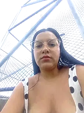 Sexy nayra outdoors  online show from June 1, 7:26 pm