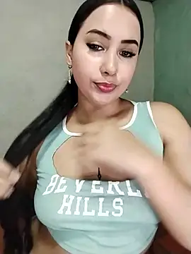shantall cute online show from June 5, 5:40 pm