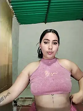 shantall cute online show from June 7, 7:50 pm