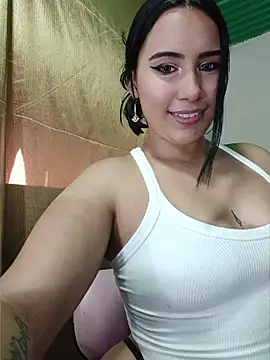shantall cute online show from June 12, 7:02 pm