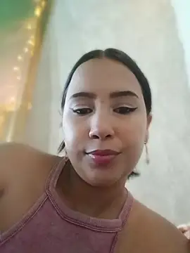 shantall cute online show from June 20, 12:19 pm