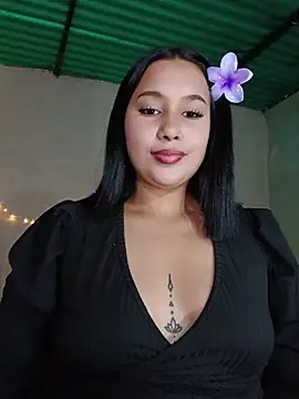shantall cute online show from July 18, 6:56 pm