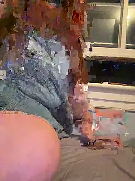 Snapshot of alyssabbygirll chatting on June 17, 12:46 am alyssabbygirll online show from June 17, 12:46 am