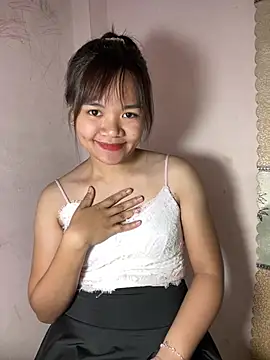 Snapshot of Ari_baby9 chatting on July 15, 1:49 pm Ari baby9 online show from July 15, 1:49 pm