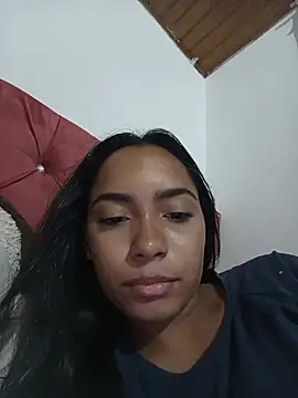 xcleila online show from June 1, 4:14 am