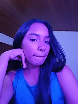 xcleila online show from June 25, 3:28 am