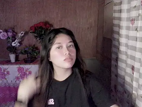 Snapshot of tombalata chatting on June 3, 2:33 pm tombalata online show from June 3, 2:33 pm