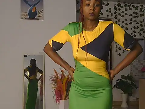 Snapshot of Skyy_Brown chatting on June 17, 7:55 am Skyy Brown online show from June 17, 7:55 am