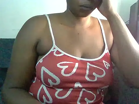 Snapshot of Hottypokey chatting on June 3, 6:35 pm Hottypokey online show from June 3, 6:35 pm