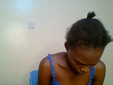 Snapshot of Sweet_quincy chatting on July 2, 8:09 am Sweet quincy online show from July 2, 8:09 am