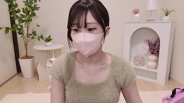 YURInya  online show from July 25, 2:36 pm