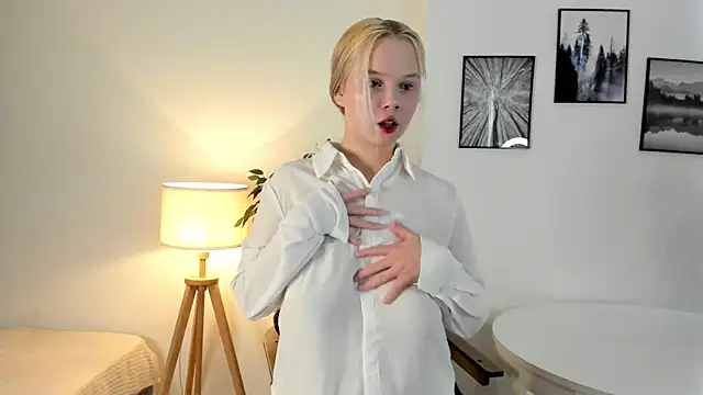 Shy nikka 4you online show from June 7, 3:21 am