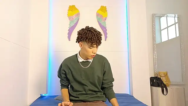 Snapshot of Monyel_Blake chatting on July 9, 11:47 am Monyel Blake online show from July 9, 11:47 am
