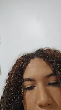 lilith isabella25 online show from July 13, 11:40 pm