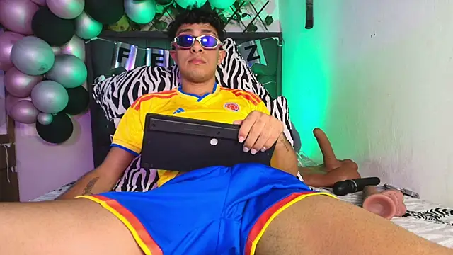 maximiliano jamm online show from July 3, 8:04 pm