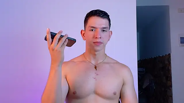 zanedawson  online show from June 10, 7:02 pm