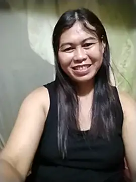Snapshot of -Hatybi- chatting on June 18, 2:23 am -Hatybi- online show from June 18, 2:23 am