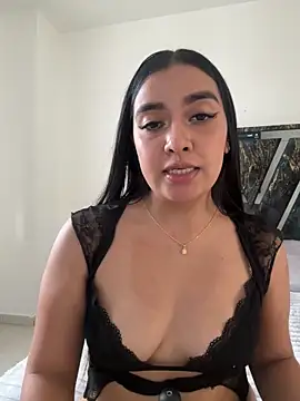 HaileyBieber  online show from June 7, 9:07 pm